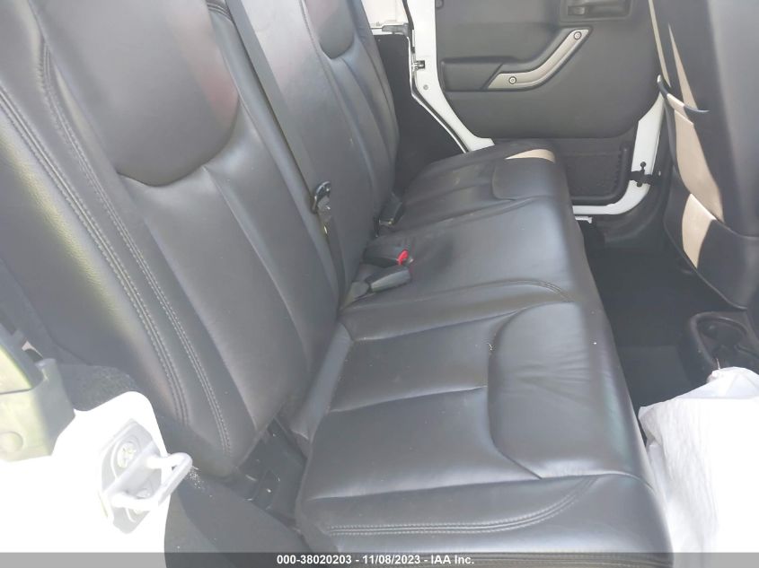 2014 JEEP WRANGLER UNLIMITED SPORT - 1C4BJWDG9EL208741