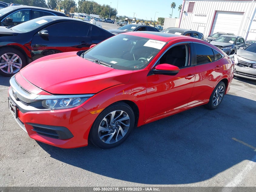 VIN 2HGFC2F71JH577703 2018 HONDA CIVIC EX