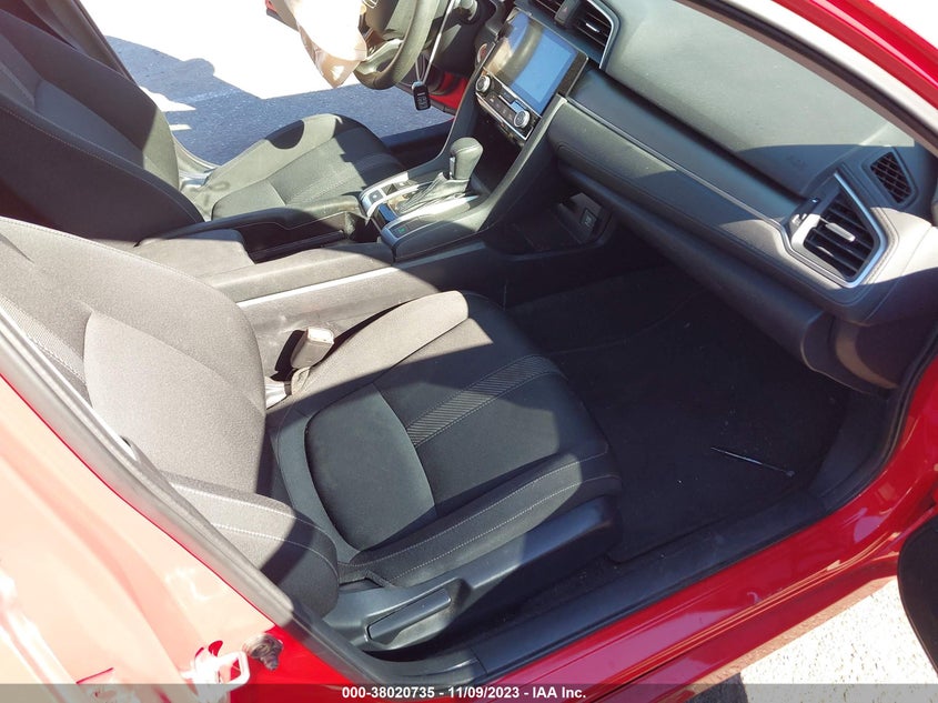 VIN 2HGFC2F71JH577703 2018 HONDA CIVIC EX