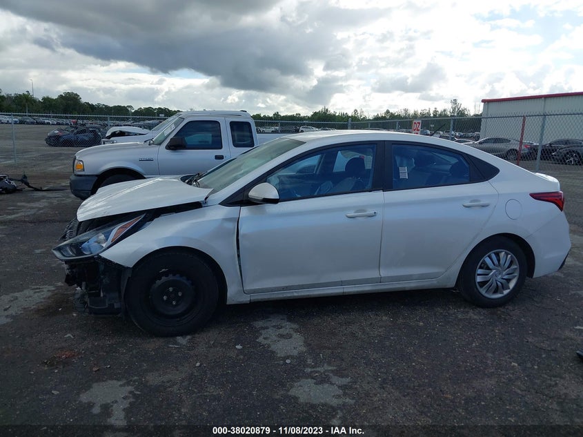 VIN 3KPC24A33KE056449 2019 HYUNDAI ACCENT SE/SEL
