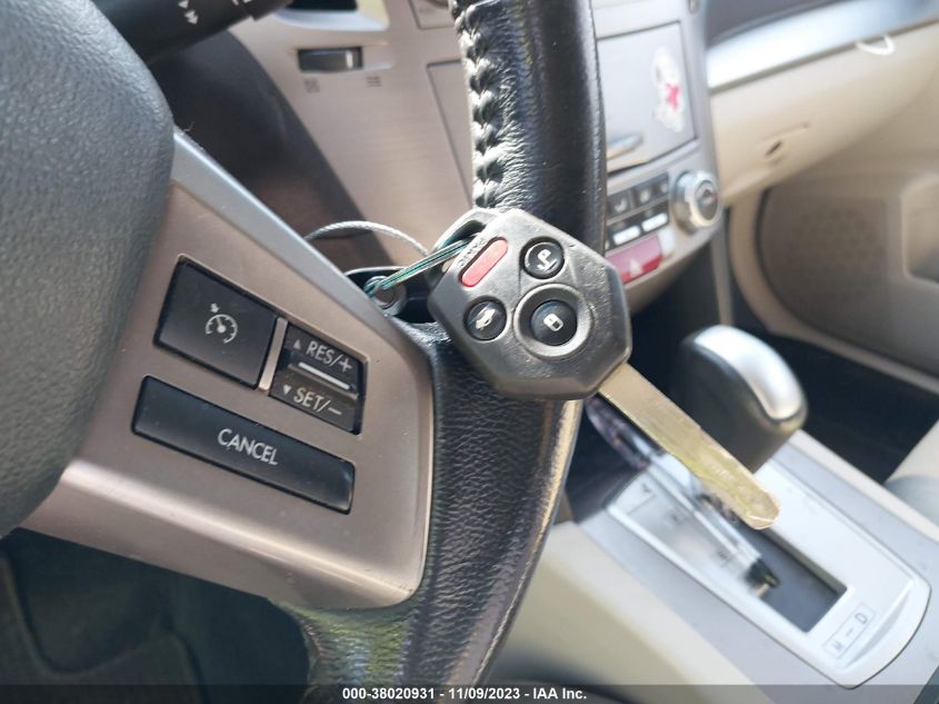 2013 SUBARU OUTBACK 2.5I PREMIUM - 4S4BRBBC3D3279302
