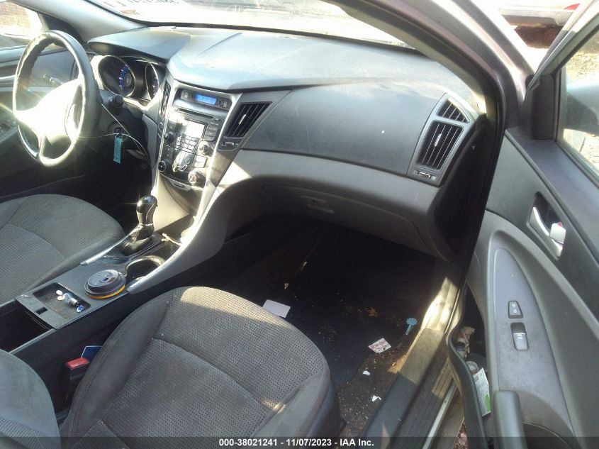 2013 HYUNDAI SONATA GLS - 5NPEB4AC4DH546017