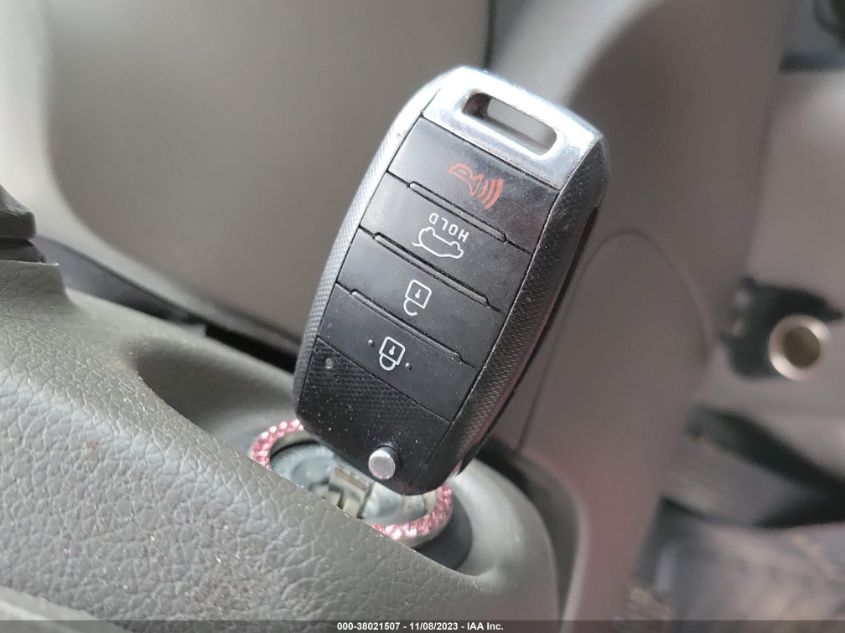 2014 KIA SPORTAGE LX - KNDPB3AC4E7599096
