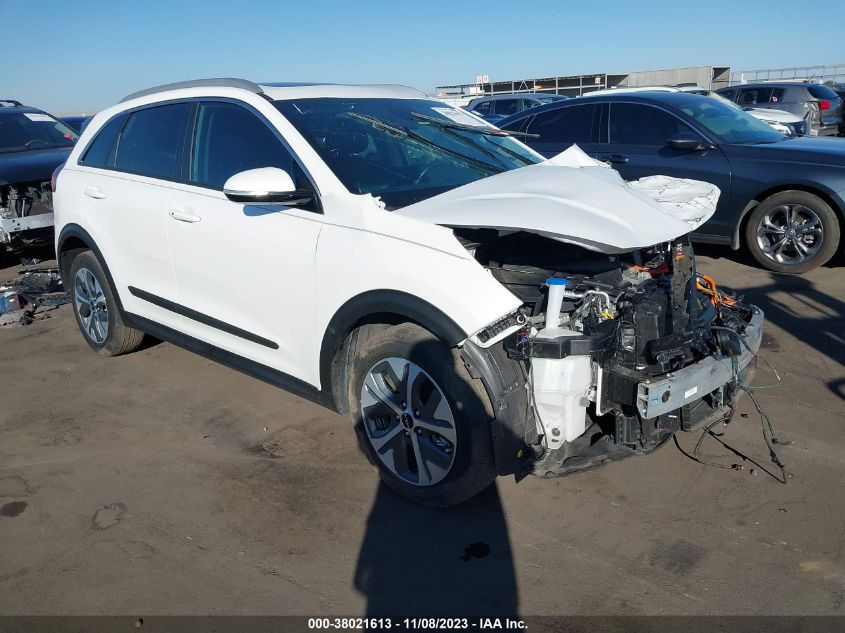 KNDCE3LG5N5134876 KIA NIRO EV EX PREMIUM 2022