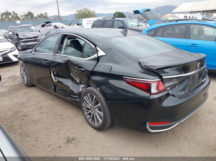 VIN 58ADA1C12MU010329 2021 LEXUS ES 300H