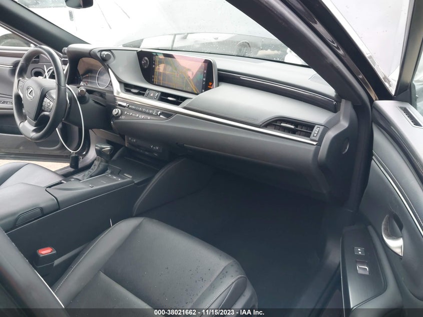 VIN 58ADA1C12MU010329 2021 LEXUS ES 300H