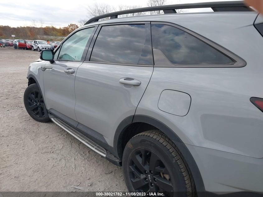 VIN 5XYRLDLC8PG164614 2023 KIA SORENTO S