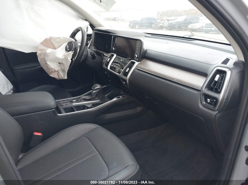 VIN 5XYRLDLC8PG164614 2023 KIA SORENTO S