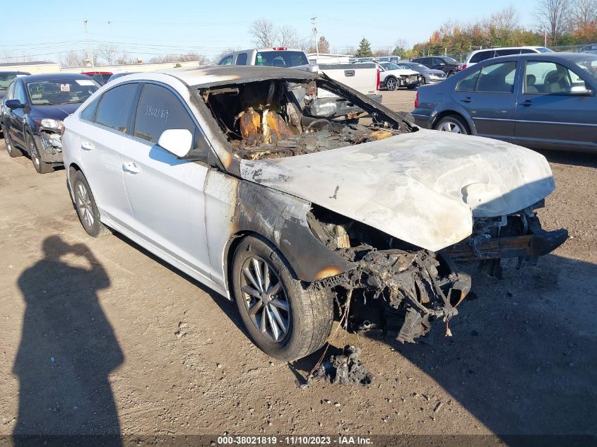 2019 HYUNDAI SONATA SE - 5NPE24AF0KH769565