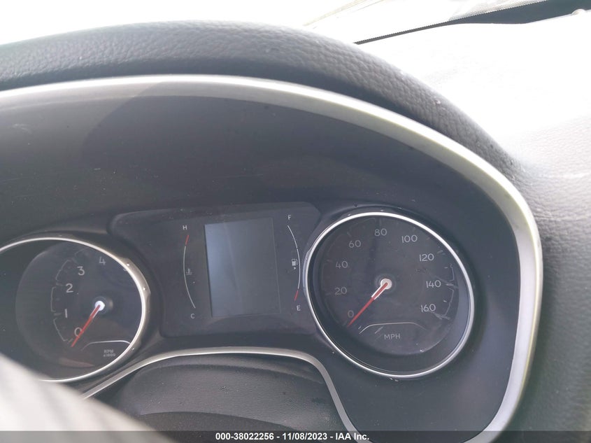 VIN 3C4NJCBB0KT832950 2019 JEEP COMPASS ALTITUDE FWD
