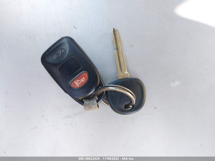 2013 HYUNDAI ELANTRA GLS - 5NPDH4AE3DH436670