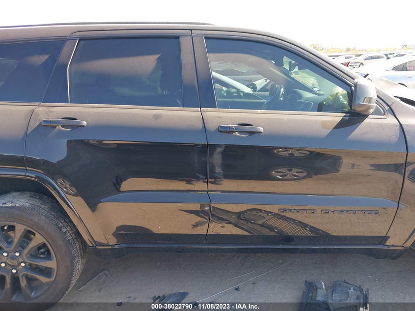 VIN 1C4RJEAG7HC854328 2017 JEEP GRAND CHEROKEE LAREDO