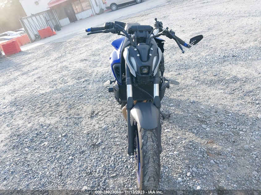 VIN JYARM32E8MA001172 2021 YAMAHA MT07