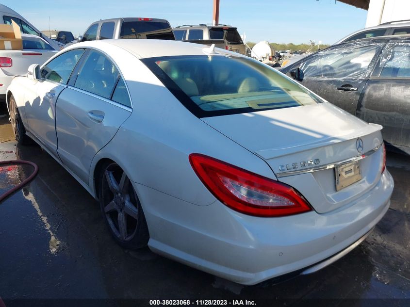 2013 MERCEDES-BENZ CLS 550 WDDLJ7DB9DA065854