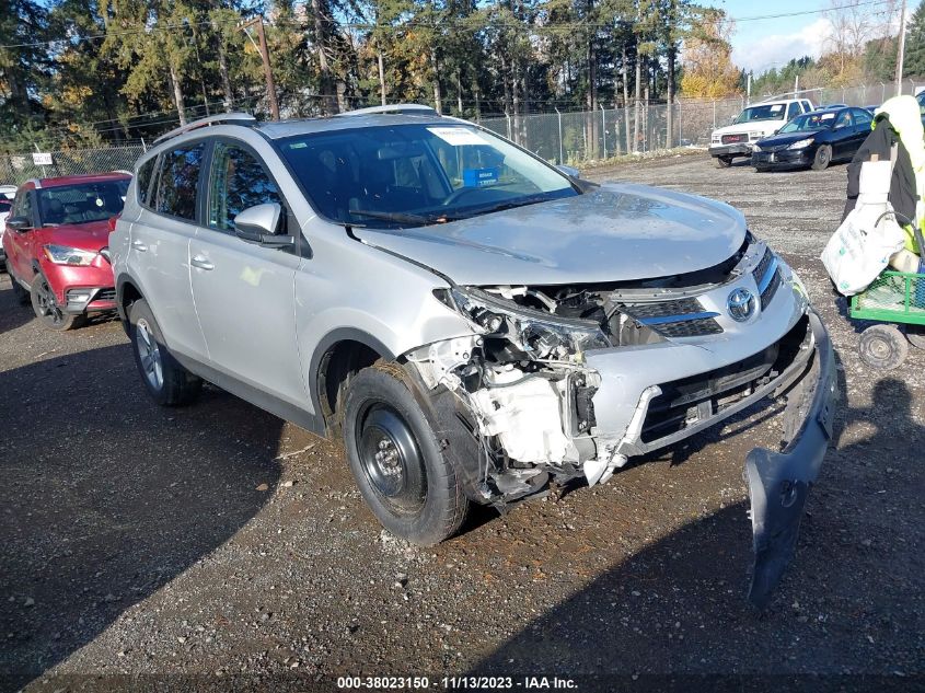 2014 TOYOTA RAV4 XLE - JTMRFREV5EJ000835