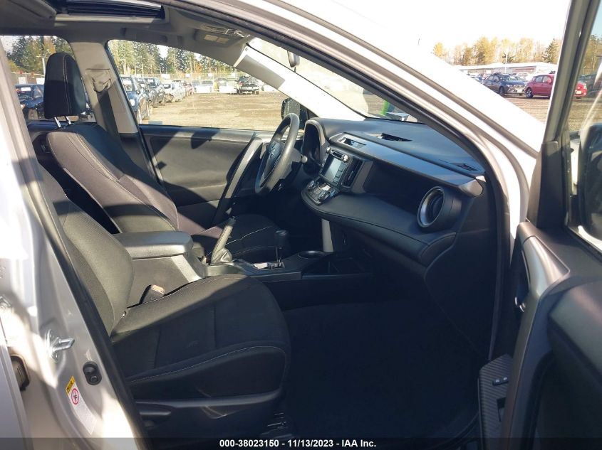 2014 TOYOTA RAV4 XLE - JTMRFREV5EJ000835