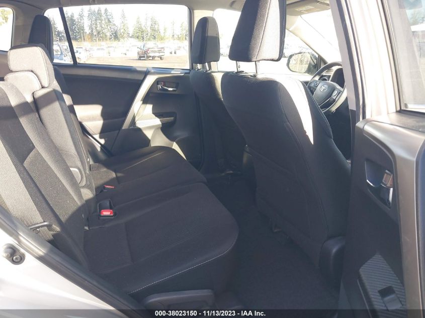 2014 TOYOTA RAV4 XLE - JTMRFREV5EJ000835