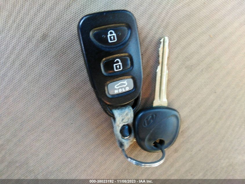 2013 HYUNDAI ELANTRA - SNPDH4AE1DH449899