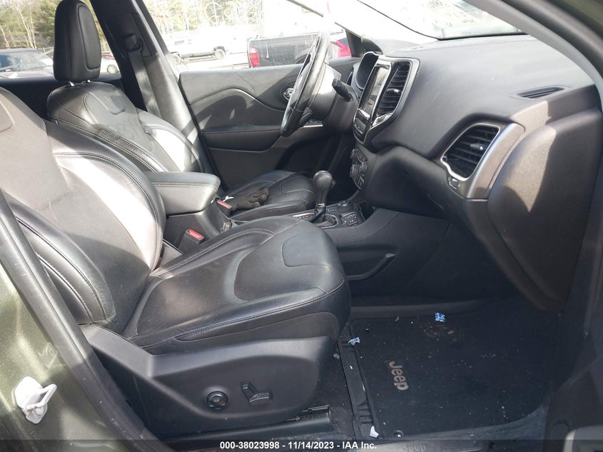 VIN 1C4PJMDN3KD152097 2019 JEEP CHEROKEE LIMITED 4X4