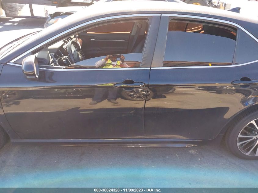 2020 TOYOTA CAMRY SE/SE NIGHT SHADE - 4T1G11AK2LU966358