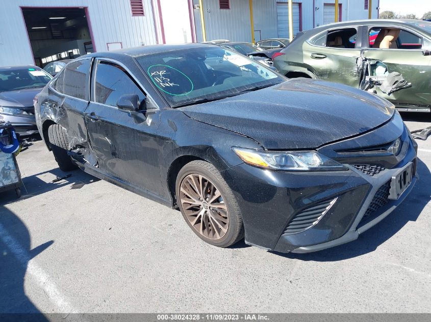 2020 TOYOTA CAMRY SE/SE NIGHT SHADE - 4T1G11AK2LU966358