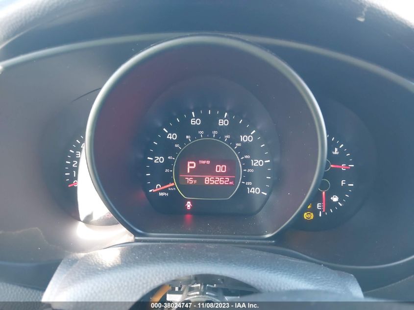 2016 KIA SOUL + - KNDJP3A50G7819538