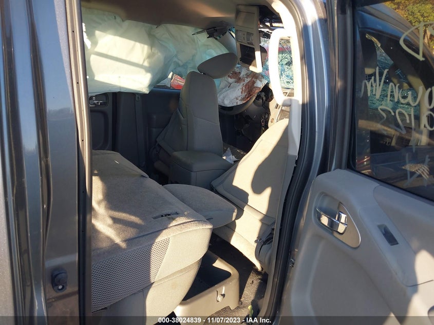 VIN 1N6AD0ER7KN701072 2019 NISSAN FRONTIER SV