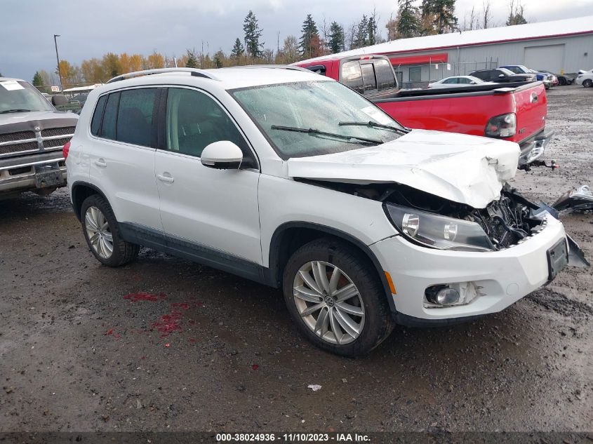 2014 VOLKSWAGEN TIGUAN SE - WVGBV3AX6EW590924