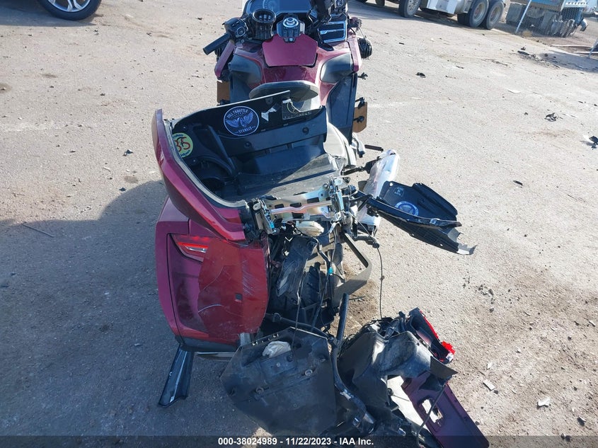 VIN JH2SC7952KK100767 2019 HONDA GL1800 D