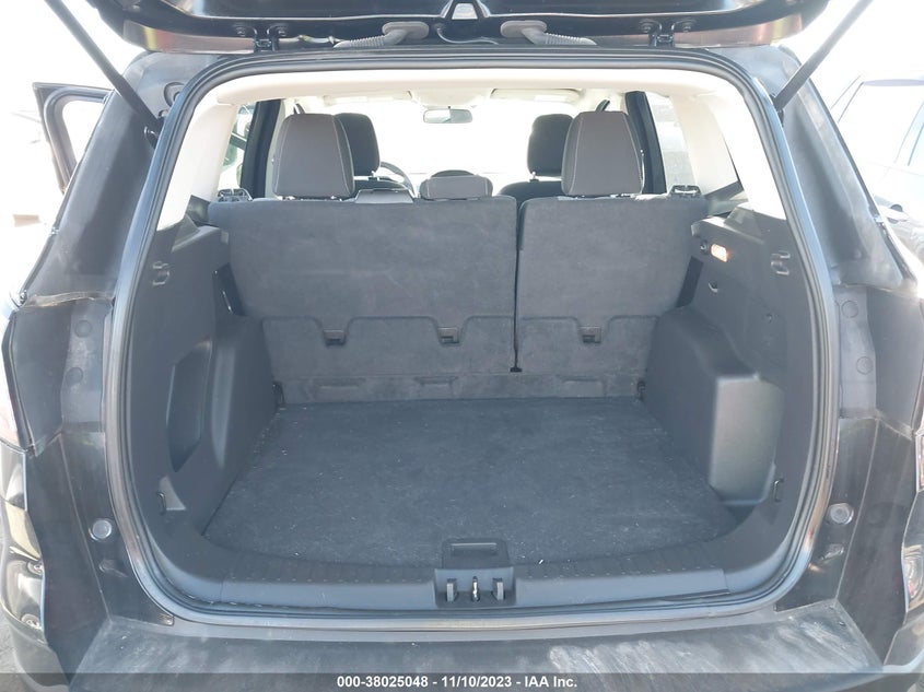 VIN 1FMCU0GD4JUC06678 2018 FORD ESCAPE SE
