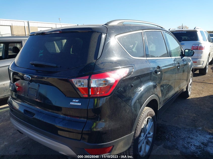 VIN 1FMCU0GD4JUC06678 2018 FORD ESCAPE SE