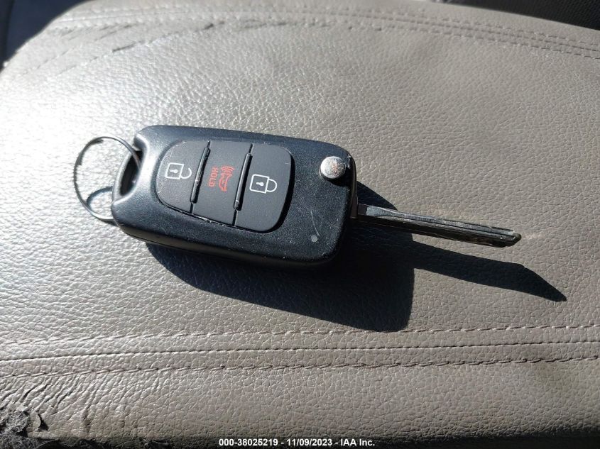 2013 KIA SPORTAGE LX - KNDPB3A28D7387663