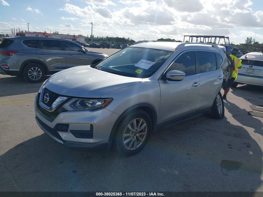 VIN KNMAT2MT0HP531326 2017 NISSAN ROGUE SV