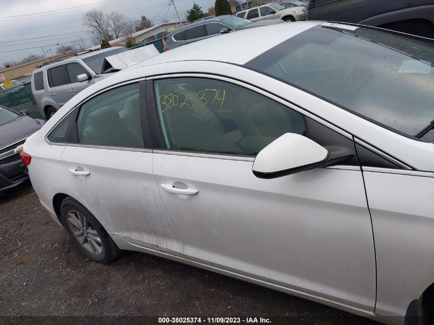 2015 HYUNDAI SONATA 2.4L SE - 5NPE24AF3FH213983