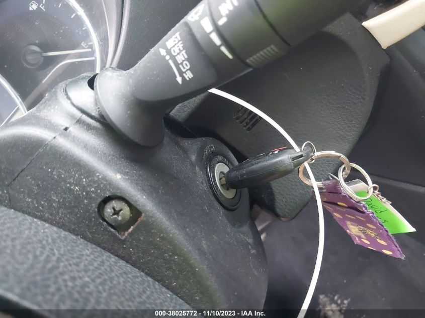 2014 TOYOTA COROLLA LE - 5YFBURHEXEP091549