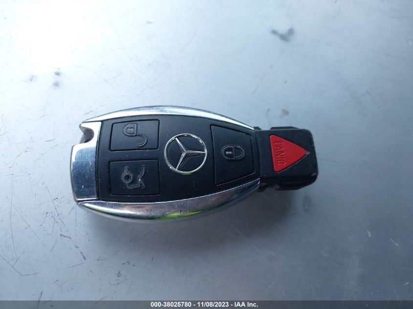 2015 MERCEDES-BENZ S 550 WDDUG8CB8FA195802