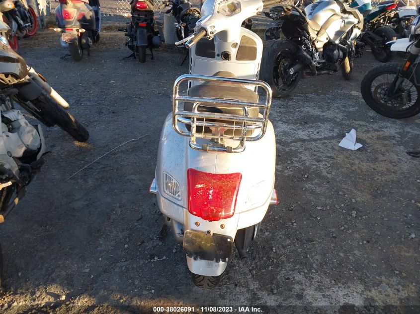 2009 VESPA GTS 250 ZAPM459L095008565