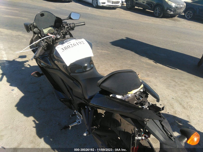VIN MH3RH18Y1PK010083 2023 YAMAHA YZFR3 A