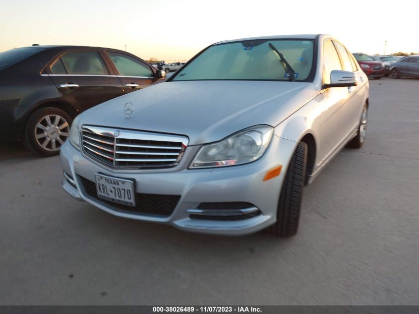 2014 MERCEDES-BENZ C 250 SPORT/LUXURY WDDGF4HB1EG183746