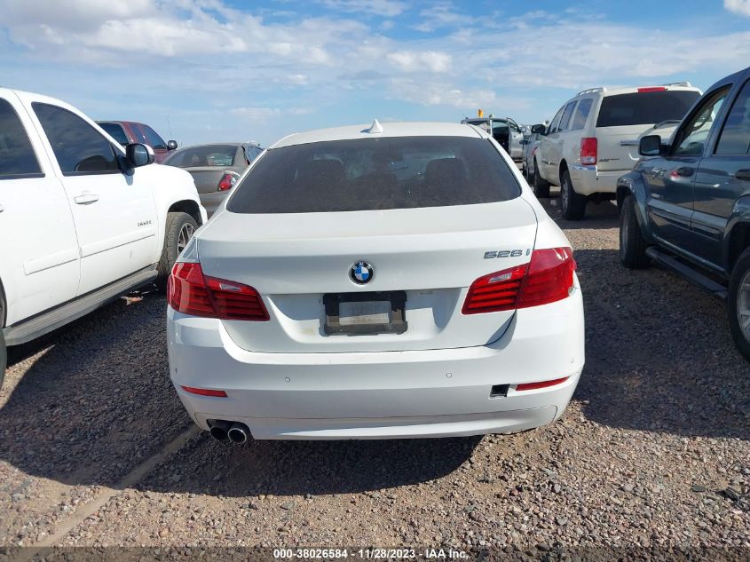 2016 BMW 5 SERIES 528I WBA5A5C55GG351783