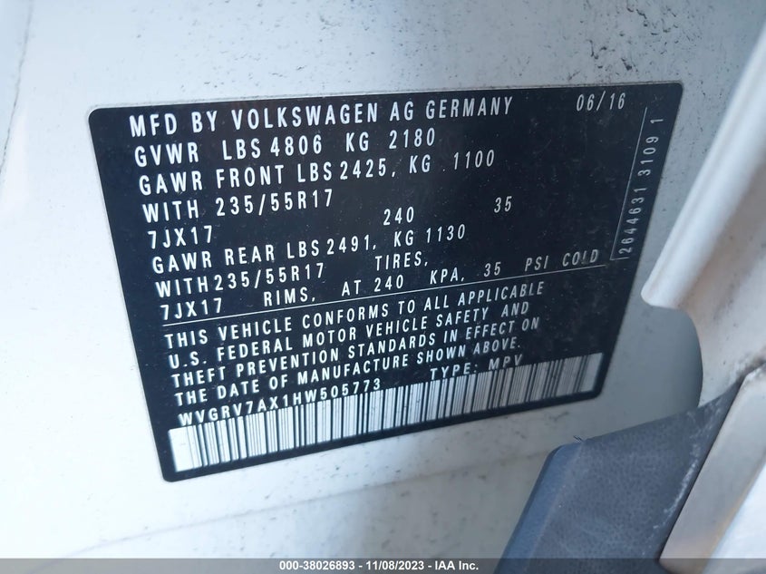VIN WVGRV7AX1HW505773 2017 VOLKSWAGEN TIGUAN WOLFSBURG