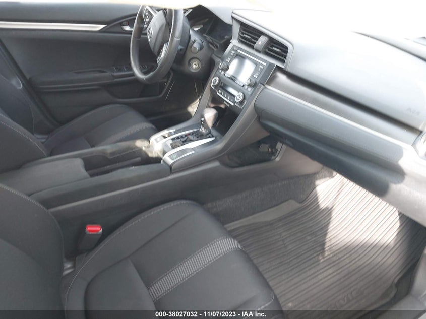 VIN 19XFC2F62KE032127 2019 HONDA CIVIC LX
