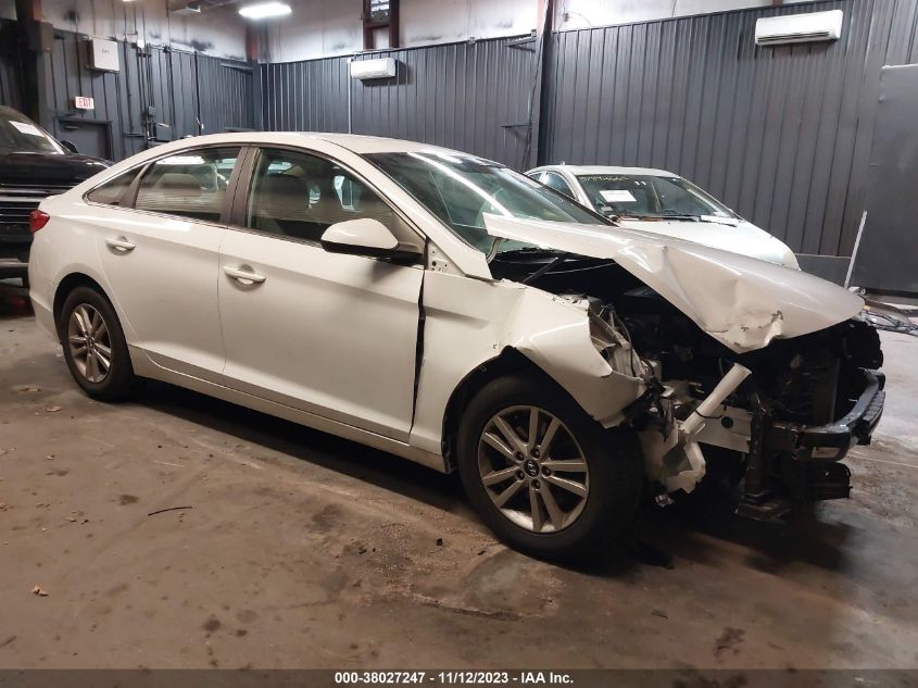 2017 HYUNDAI SONATA SE - 5NPE24AFXHH587087