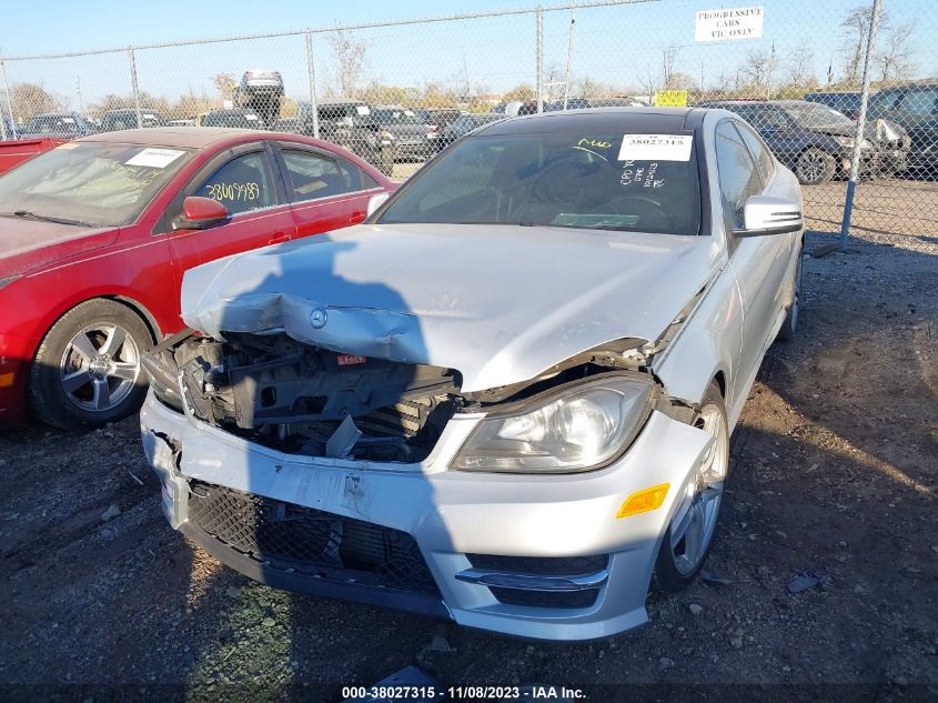 2013 MERCEDES-BENZ C 250 WDDGJ4HB7DG030740