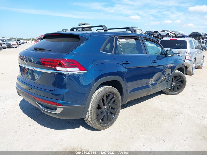 VIN 1V2JE2CA3MC240443 2021 VOLKSWAGEN ATLAS CROSS SPORT SE