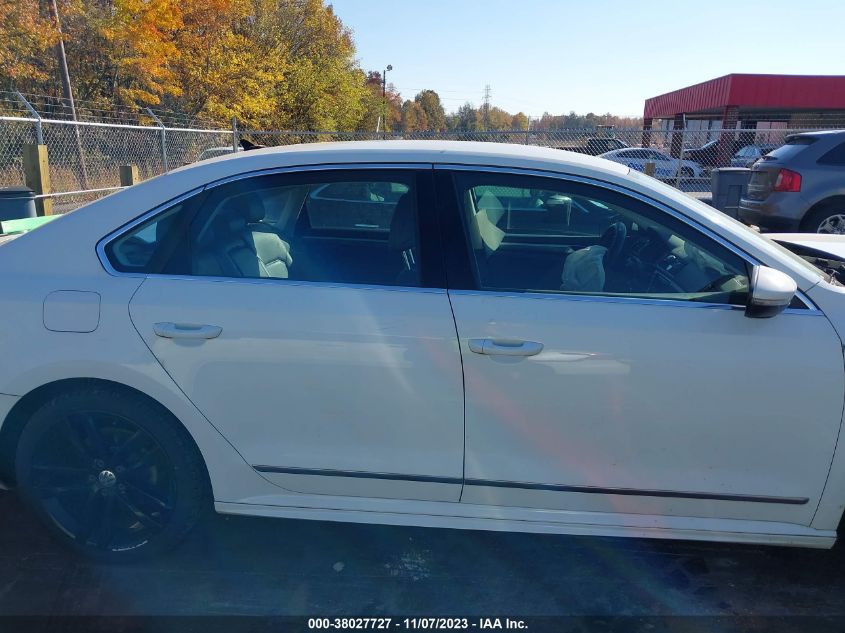2017 VOLKSWAGEN PASSAT R-LINE - 1VWDT7A37HC066482
