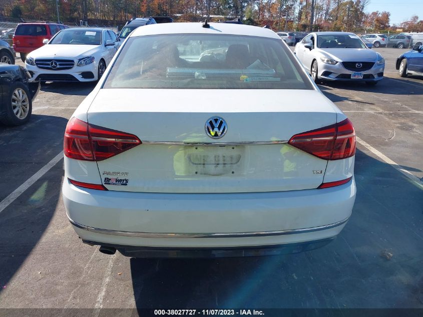 2017 VOLKSWAGEN PASSAT R-LINE - 1VWDT7A37HC066482