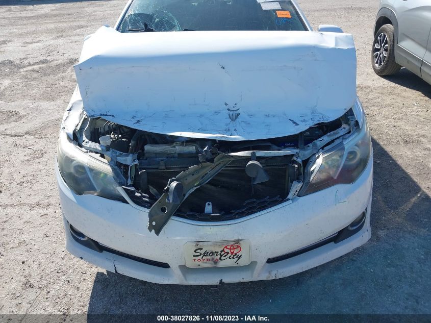 2013 TOYOTA CAMRY SE - 4T1BF1FK1DU711870