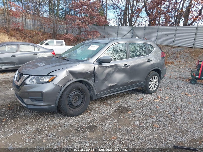 VIN KNMAT2MV1JP523128 2018 NISSAN ROGUE S/SV