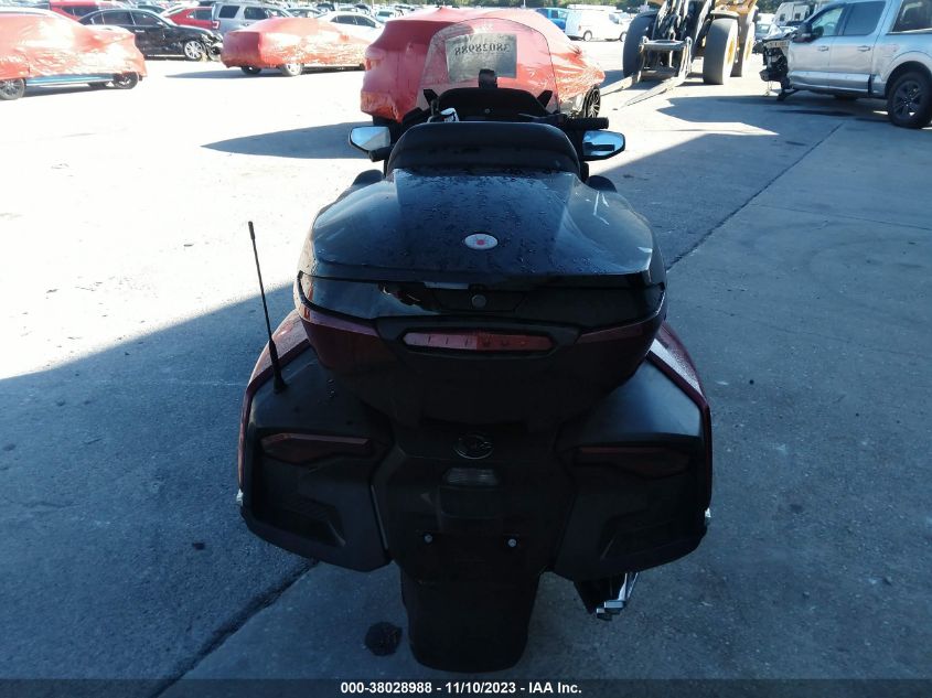 2021 CAN-AM SPYDER ROADSTER RT/RT LIMITED 2BXNBDD22MV005173